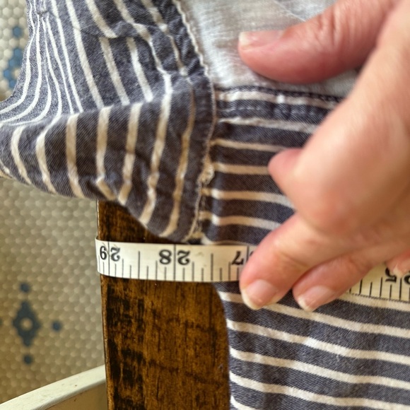 Comme Toi | Oversized Cotton Blend Crewneck Top w/Striped Back Panel, Size Small - Picture 5 of 6